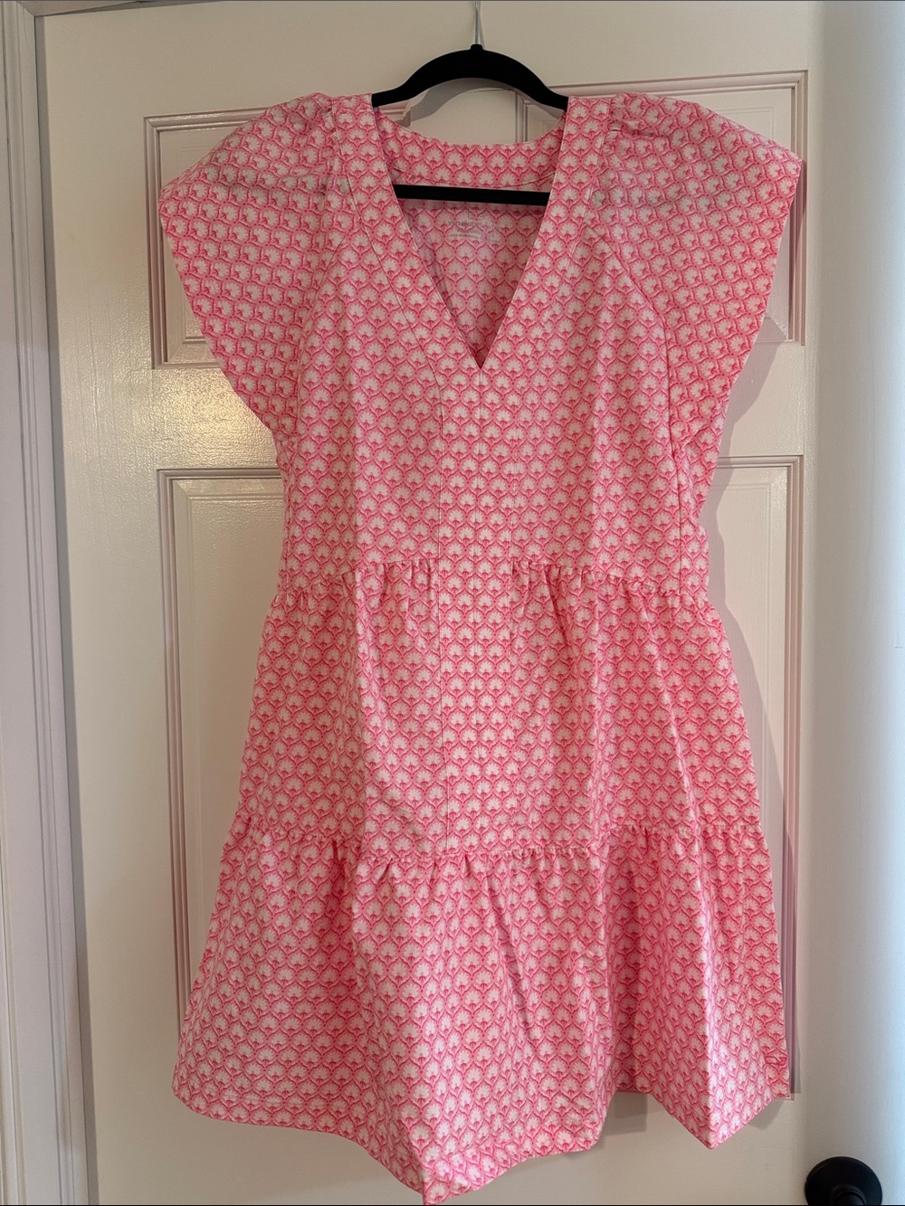 Vineyard Vines Pink Patterned V-Neck Tiered Dress